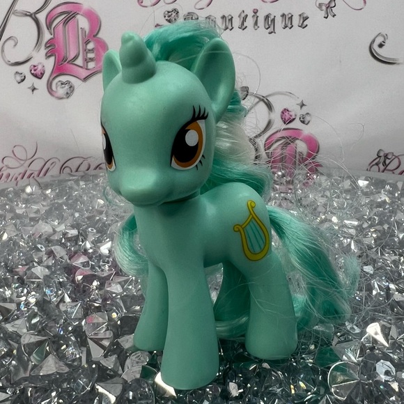 My Little Pony Other - My Little Pony Mint Green Unicorn with Yellow Harp